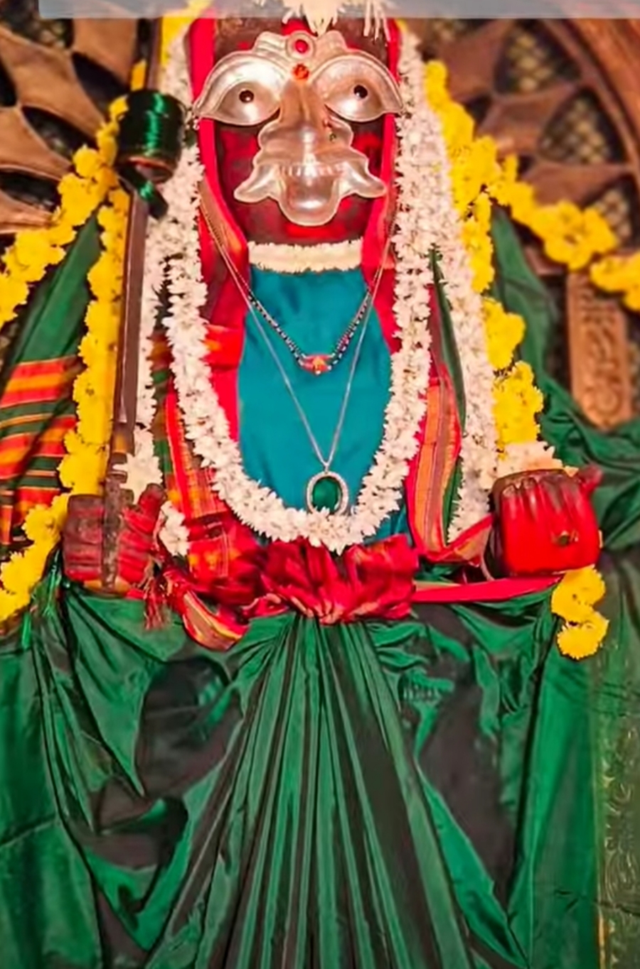 ಕಳವಾಡಿ ಇಂದು ಪ್ರಥಮ ದೇವರ ಸೇವೆಯಾಟ