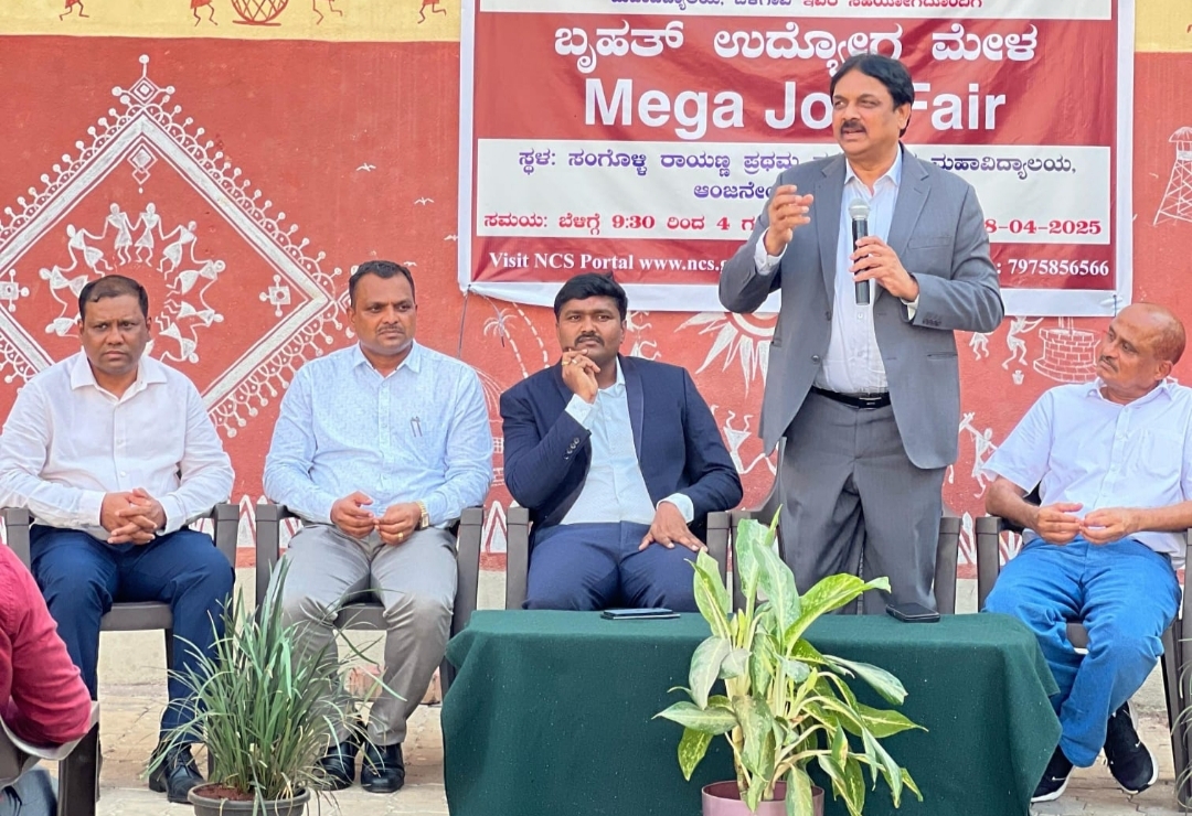 ಹುಟ್ಟು ಗುಡಿಸಲಲ್ಲಾದರೂ ಬದುಕು ಚರಿತ್ರೆಯಾಗಲಿ: ಕುಲಪತಿ ಸಿ.ಎಂ.ತ್ಯಾಗರಾಜ