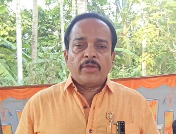 ಕೊಳ್ತಿಗೆ ಮತ್ತು ಕೆಯ್ಯೂರು ಗ್ರಾಮದಲ್ಲಿ ಆನೆ ಓಡಿಸಲು ಇಟಿಎಫ್ ತಂಡ ಆಗಮನ: ಆನೆ ದಾಳಿ ಬಗ್ಗೆ ಜನ ಆತಂಕ ಪಡಬೇಕಿಲ್ಲ: ಅಶೋಕ್ ರೈ