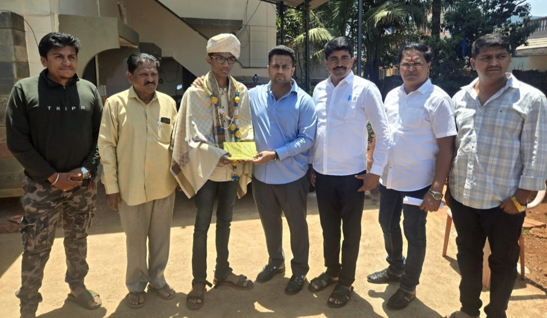 ಗೃಹಲಕ್ಷ್ಮೀ ಹಣದಿಂದ ಓದಿ ಸಾಧನೆ ಮಾಡಿದ ವಿದ್ಯಾರ್ಥಿಗೆ ಸತ್ಕಾರ