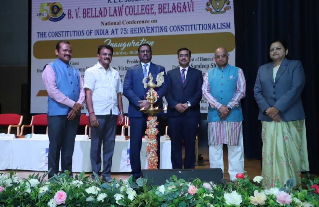 ಬೆಳಗಾವಿ ಬೆಲ್ಲದ ಕಾನೂನು ಮಹಾವಿದ್ಯಾಲಯದಿಂದ ಭಾರತದ ಸಂವಿಧಾನ 75- ರಾಷ್ಟ್ರಮಟ್ಟದ ಸಮ್ಮೇಳನ ಆಯೋಜನೆ – ಭಾರತದ ಸಂವಿಧಾನ ಜಗತ್ತಿನಲ್ಲೇ ಸರ್ವಶ್ರೇಷ್ಠ-ನ್ಯಾಯಮೂರ್ತಿ ಪ್ರಸನ್ನ ವರಾಲೆ