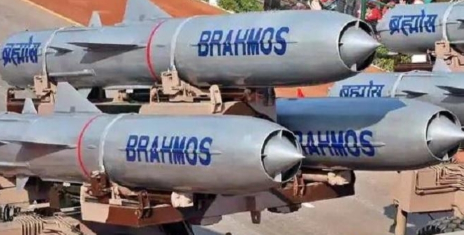 ಆಪರೇಷನ್ ಸಿಂಧೂರ : ಬ್ರಹ್ಮೋಸ್ ಕ್ಷಿಪಣಿ ಬಳಸಿ ಪಾಕಿಸ್ತಾನದ 11 ವಾಯುನೆಲೆಗಳನ್ನು ನಾಶಮಾಡಿದ ಭಾರತ; ಪಟ್ಟಿ ಇಲ್ಲಿದೆ…