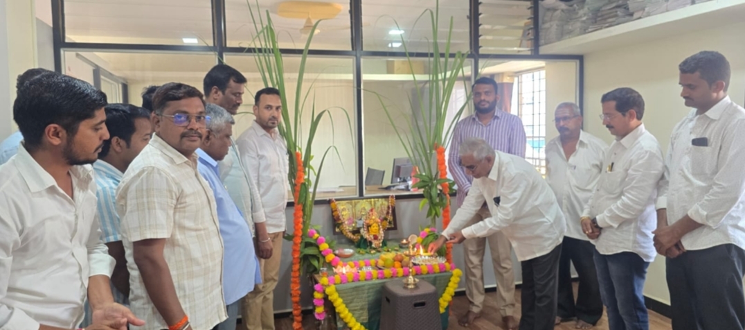 3ನೇ ವಾರ್ಷಿಕೋತ್ಸವದಲ್ಲಿ ಬಿಡಿಸಿಸಿ ಬ್ಯಾಂಕ್ ನಿರ್ದೇಶಕ ಸತೀಶ ಕಡಾಡಿ ಅಭಿಪ್ರಾಯ- ಆರ್ಥಿಕವಾಗಿ ಬೆಳೆಯಲು ಸಹಕಾರಿ ಸಂಸ್ಥೆಗಳ ಪಾತ್ರ ಮುಖ್ಯ