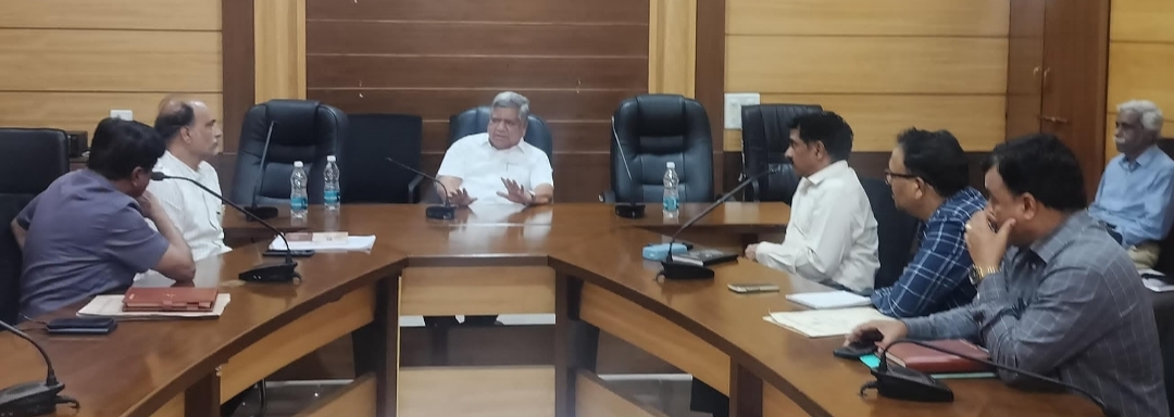 ಮುಖ್ಯರಸ್ತೆಗಳ ವಿಸ್ತರಣೆ; ಸರ್ಕಾರಕ್ಕೆ ಪ್ರಸ್ತಾವ ಸಲ್ಲಿಸಿ: ಸಂಸದ ಜಗದೀಶ ಶೆಟ್ಟರ