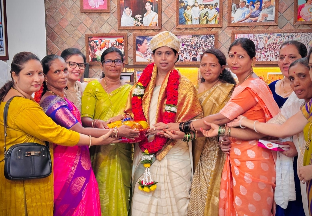 ಪ್ರಗತಿಯತ್ತ ಬೆಳಗಾವಿ ಗ್ರಾಮೀಣ ಕ್ಷೇತ್ರ: 3 ಪಂಚಾಯಿತಿಗಳು ಮೇಲ್ದರ್ಜೆಗೆ; ಸನ್ಮಾನದ ಮೂಲಕ ಸಚಿವೆ ಲಕ್ಷ್ಮೀ ಹೆಬ್ಬಾಳಕರ್ ಗೆ ಕೃತಜ್ಞತೆ ಸಮರ್ಪಣೆ