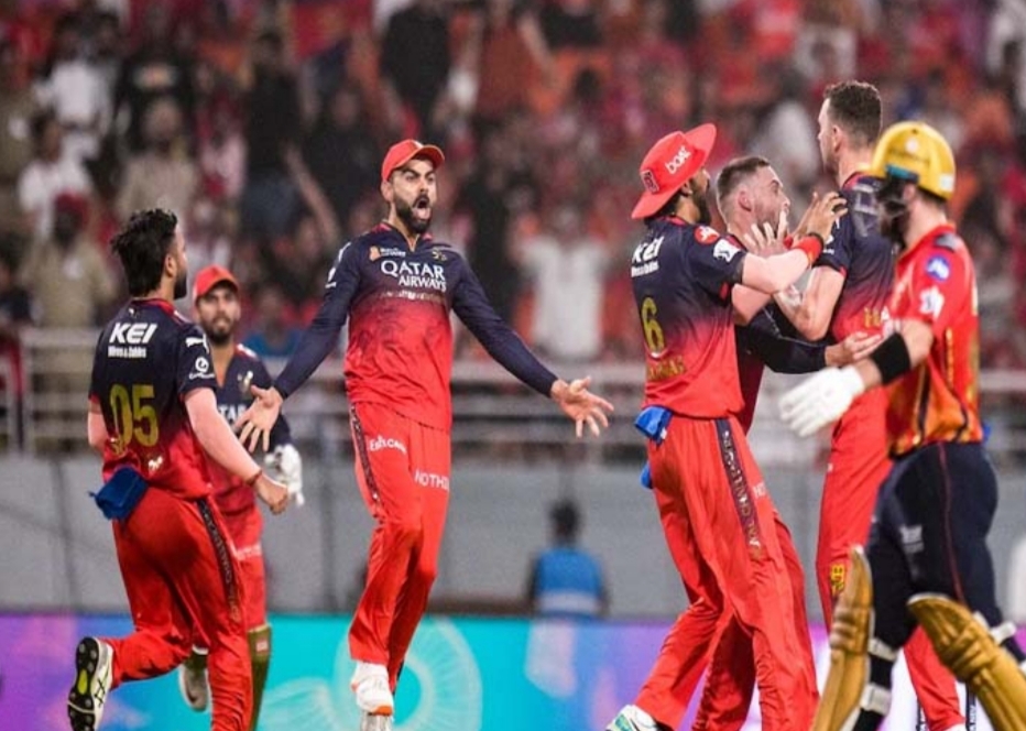 RCB ಮೊದಲು ಬ್ಯಾಟಿಂಗ್ RCB ಮೊದಲು ಬ್ಯಾಟಿಂಗ್