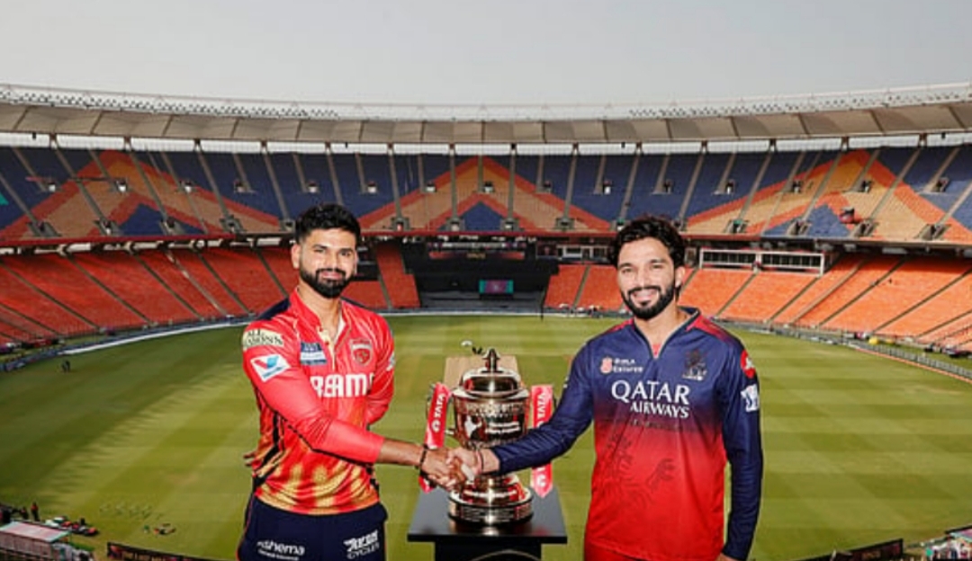 RCB ಇಂದು ಕಪ್ ಜಯಿಸಿ ಬರಲಿ…ಗೆದ್ದರೆ ಹರಿದು ಬರಲಿದೆ ಕೋಟಿ ಕೋಟಿ ರೂ…! RCB ಇಂದು ಕಪ್ ಜಯಿಸಿ ಬರಲಿ…ಗೆದ್ದರೆ ಹರಿದು ಬರಲಿದೆ ಕೋಟಿ ಕೋಟಿ ರೂ…!