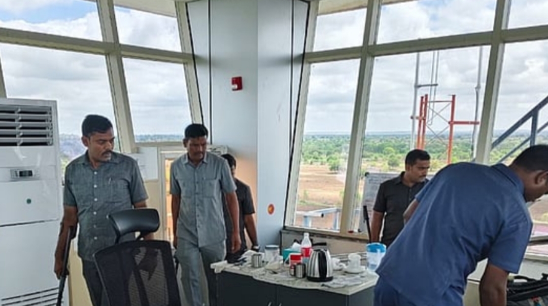 ಸೆಮಿನಾ‌ರ್ ತಪ್ಪಿಸಿಕೊಳ್ಳಲು ಬಾಂಬ್ ಹುಸಿ ಕರೆ!