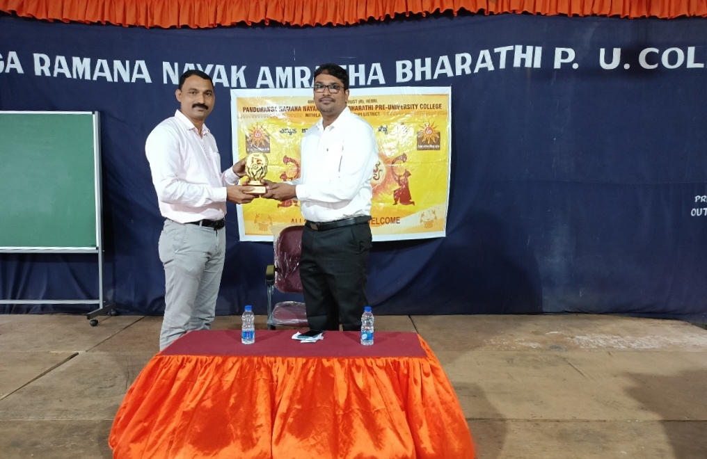 ಹೆಬ್ರಿ ಅಮೃತ ಭಾರತಿ : ಸ್ಪಷ್ಟ ಗುರಿ, ನಿಖರವಾದ ನಿರ್ಧಾರ ಮತ್ತು ಶಿಸ್ತು ನಮ್ಮನ್ನು ಜೀವನದಲ್ಲಿ ಬಹಳ ಎತ್ತರಕ್ಕೆ ಕೊಂಡೊಯ್ಯುತ್ತದೆ